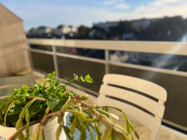 Appartement Laval 5 pièce(s) - 3 chambres - Balcon - GARAGES