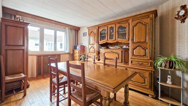 Maison Noisy Le Sec  maison de 4 pièces 61.22 m2 avec terrasse, jardin et combles