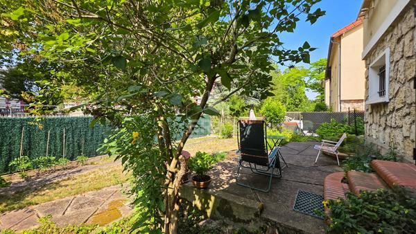 Maison Noisy Le Sec  maison de 4 pièces 61.22 m2 avec terrasse, jardin et combles