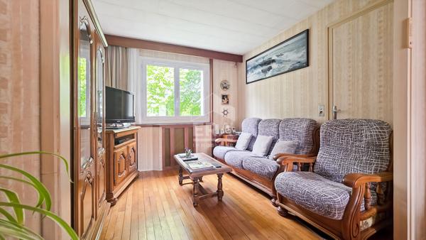 Maison Noisy Le Sec  maison de 4 pièces 61.22 m2 avec terrasse, jardin et combles