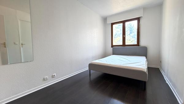 F2 Rare à la vente à proximité du Centre-ville