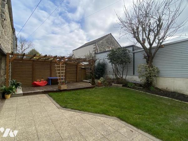 MAISON DE BOURG 104M² - 4 Chambres 