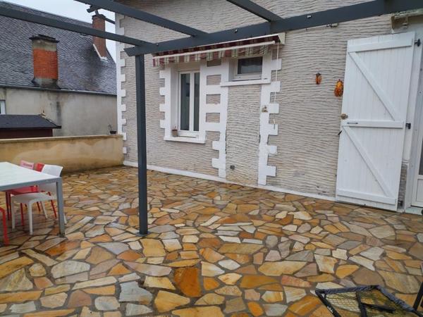 Maison à vendre |  Saint-Priest-de-Gimel |  5 pièces | 125,8 m²