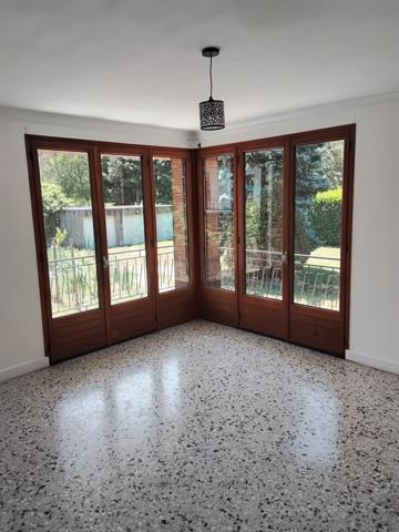 Dans petite résidence, grand T4 de 93m² avec garage double Saint-Jean-de-Maurienne (73300)