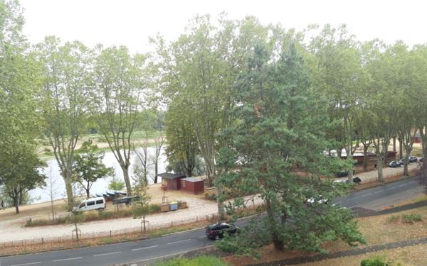 Appartement à louer    3 pièces •  Nevers