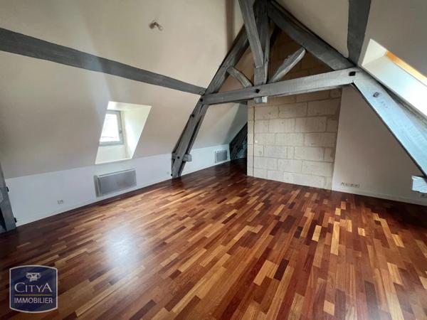 Appartement à louer 3 pièces 62.41m² Chinon (37500)