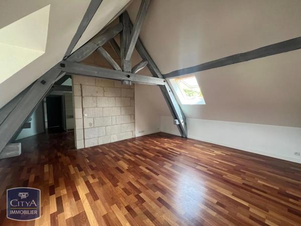 Appartement à louer 3 pièces 62.41m² Chinon (37500)