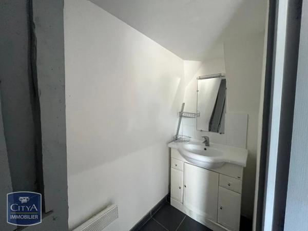 Appartement à louer 3 pièces 62.41m² Chinon (37500)