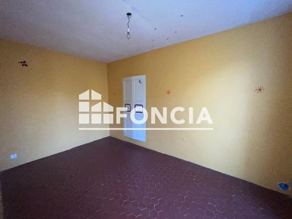 À vendre Immeuble 400 m² - La Javie 04420