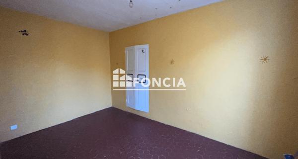 À vendre Immeuble 400 m² - La Javie 04420