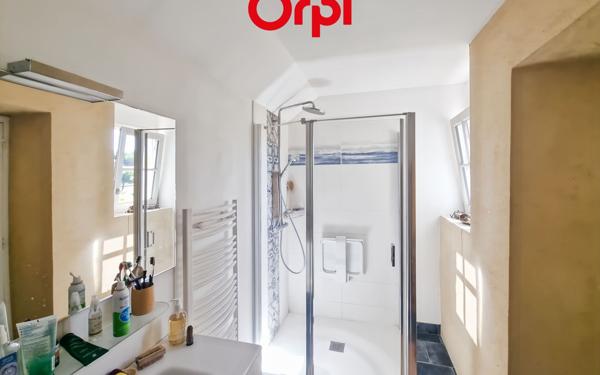 Maison à vendre    2 pièces •  Colonard-Corubert