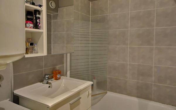 Appartement à vendre    3 pièces • 56,07 m2 Bourgoin-Jallieu