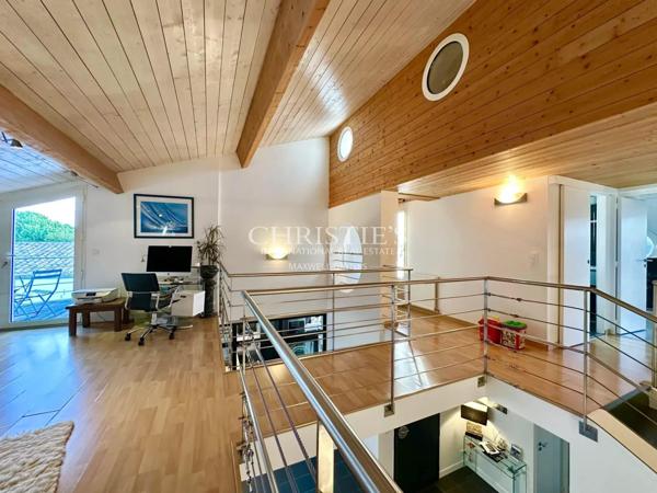 Splendide Propriété avec Piscine et Garage