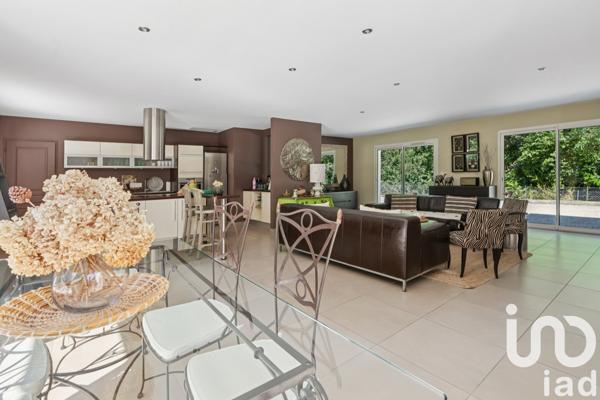 Maison à vendre 6 pièces 190 m² Villenave-d'Ornon