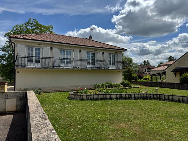 Pavillon individuel - 3 chambres - Jardin - Belleville Sur Meuse