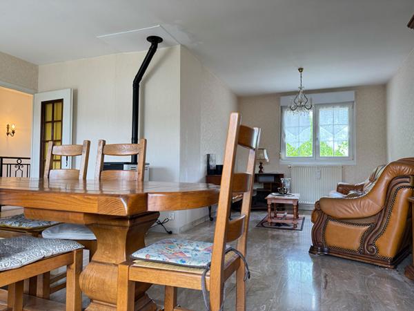 Pavillon individuel - 3 chambres - Jardin - Belleville Sur Meuse