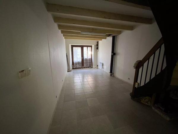 Vente                                                      Maison
                        
                     3 pièces                      63 m2                     à Champagne-en-Valromey