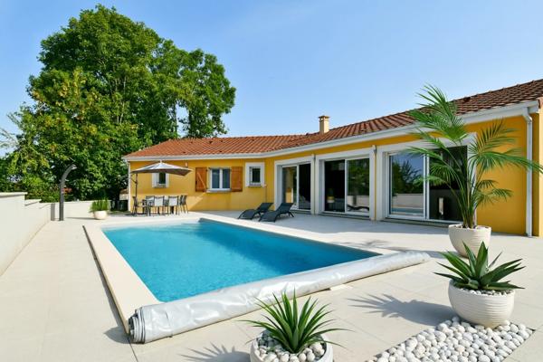 Maison récente de plain-pied avec piscine neuve, 3 chambres, pièce de vie de 71 m², 10 min de VICHY