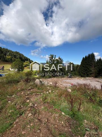 Terrain rare de 10875 m2 à bâtir avec permis