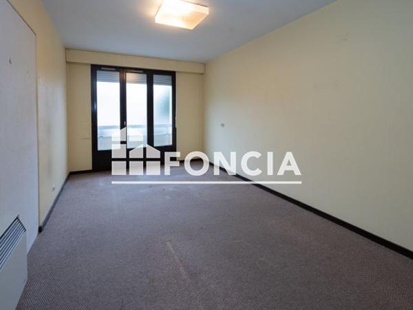 À vendre Local commercial 97 m² - Tournon-sur-rhône 07300