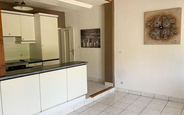 Maison à vendre    4 pièces •  Châtillon-en-Michaille