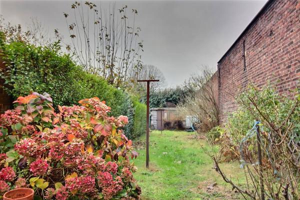 Maison Lomme 97.24 m2,3 chambres, dressing, 2 wc, jardin- rue calme
