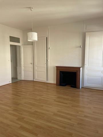 Appartement · Location Lyon (69006) 2 pièces · 66m²