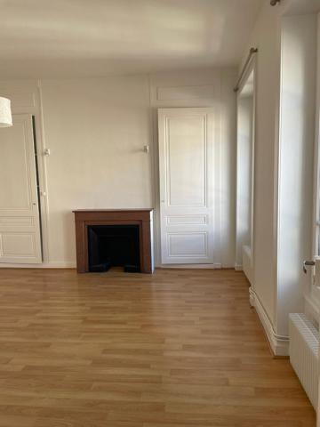 Appartement · Location Lyon (69006) 2 pièces · 66m²