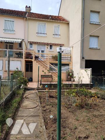 Secteur GENESLAY - Maison de type 5 sur sous-sol