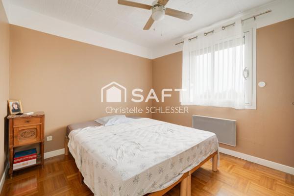 Maison mitoyenne par le garage – Prête à emménager, proche écoles et commodités