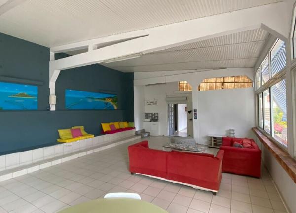 Maison à vendre    5 pièces •  Rivière-Pilote