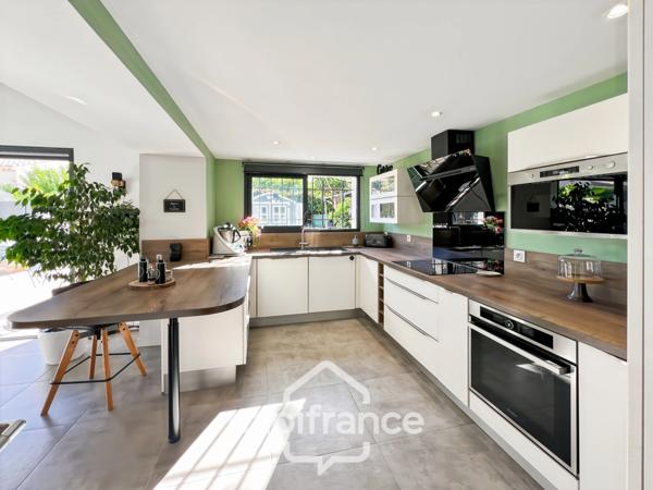 Maison à vendre 5 pièces LA GARDE (83)