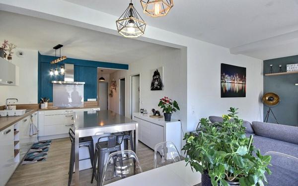 Appartement à vendre    4 pièces • 86,70 m2 Pau