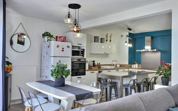 Appartement à vendre    4 pièces • 86,70 m2 Pau