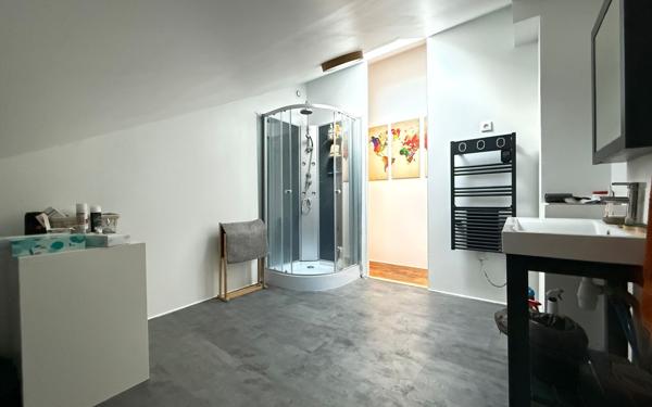 Maison à vendre    5 pièces • 158,39 m2 Miramas