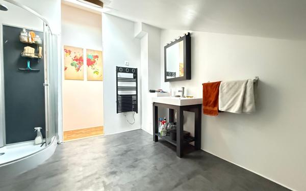 Maison à vendre    5 pièces • 158,39 m2 Miramas