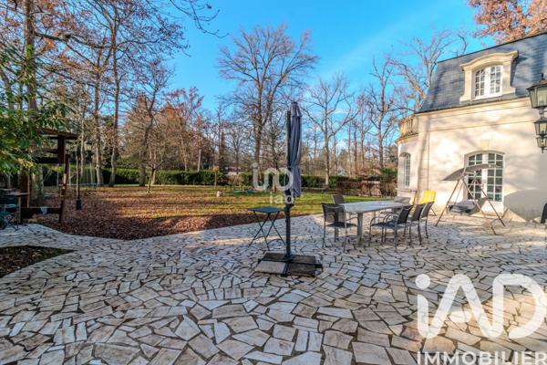 Maison à vendre 8 pièces 373 m² Lamorlaye