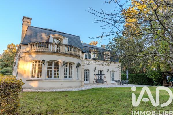 Maison à vendre 8 pièces 373 m² Lamorlaye
