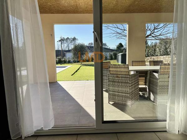 Villa 120m2 plain pied de 2017, 3 Chambres, piscine chauffee
