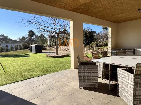 Villa 120m2 plain pied de 2017, 3 Chambres, piscine chauffee