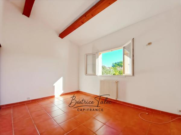 Exclusivité – Duplex T3 71 m² + terrasse 17 m² + parking privé – Bouche-du-Rhône
