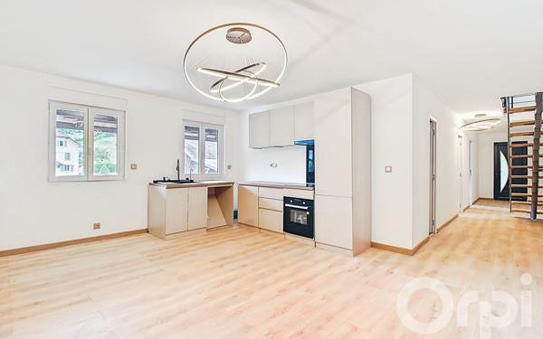 Appartement à vendre    4 pièces • 102,61 m2 Marignier