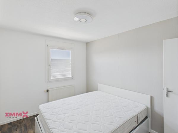 Beau T2 rénové aux portes de Genève.