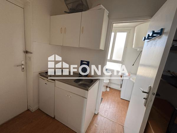 Location Studio meublé 19.6 m² - 26 RUE JEAN-JACQUES ROUSSEAU Le Havre 76600