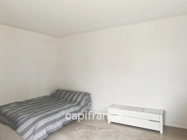 Maison à vendre 6 pièces EPONE (78)