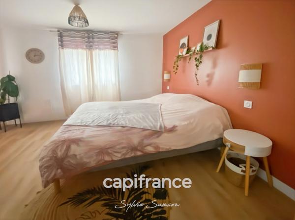 Maison à vendre 6 pièces EPONE (78)