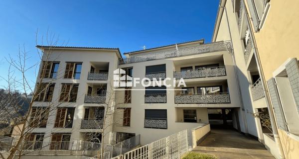 Location Studio 25.4 m² - Francheville 69340