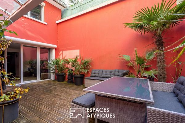 Duplex inversé avec terrasse intimiste au cœur du Village