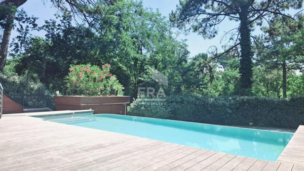 Maison Arcachon 9 pièce(s) 450 m2