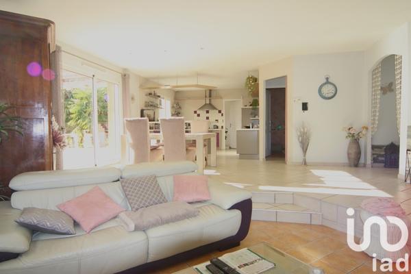 Maison à vendre 6 pièces 125 m² Vouillé